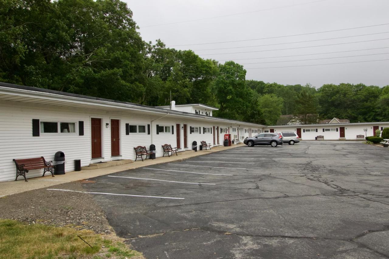 Oakdell Motel Waterford Ct エクステリア 写真