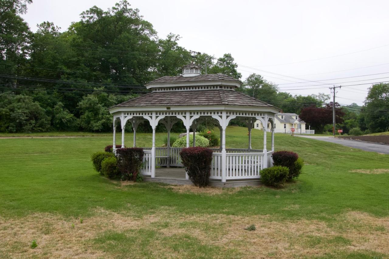 Oakdell Motel Waterford Ct エクステリア 写真